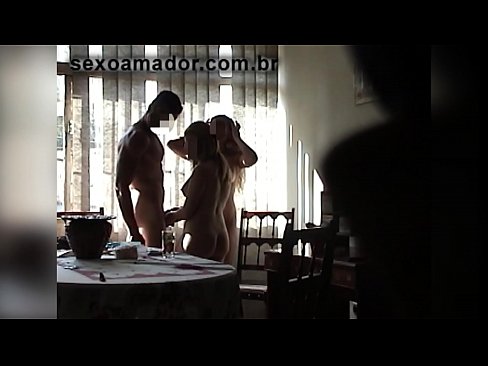 ❤️ Mmekọahụ enyi na-akpọ a ibu nwoke na a threesome na ya ❤️❌ Anal porn ❌❤
